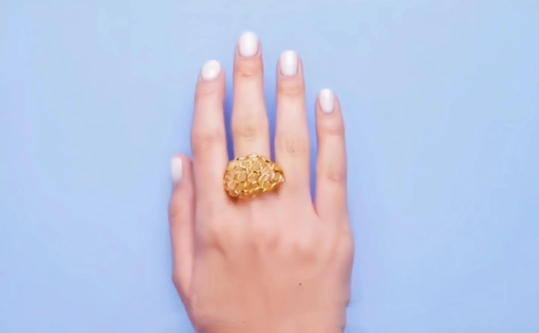 生活小妙招口香糖粘到头发,头发粘了口香糖如何弄下来小妙招