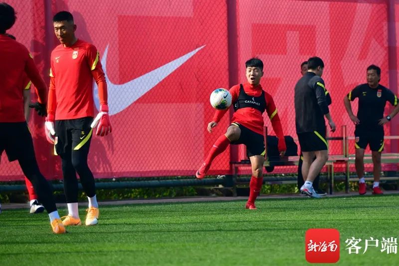 备战大运国足赛程,国足备战世预赛训练视频