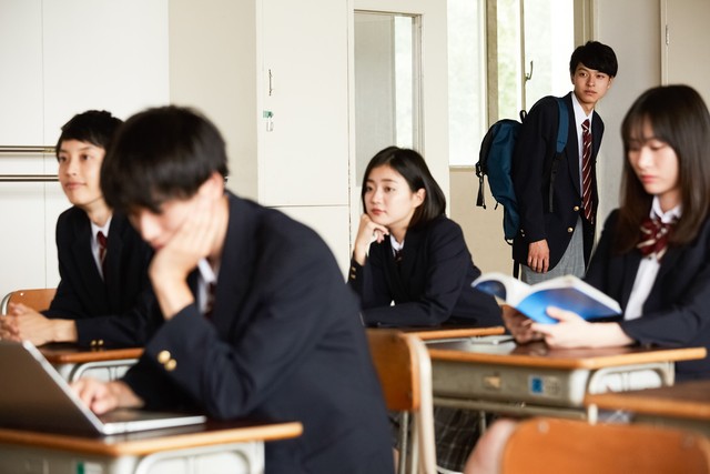 手机对人的利与弊的影响,手机不良信息的危害