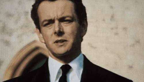 15年前，英国女王拒绝看这部电影，因为那是王室史上最大的丑闻