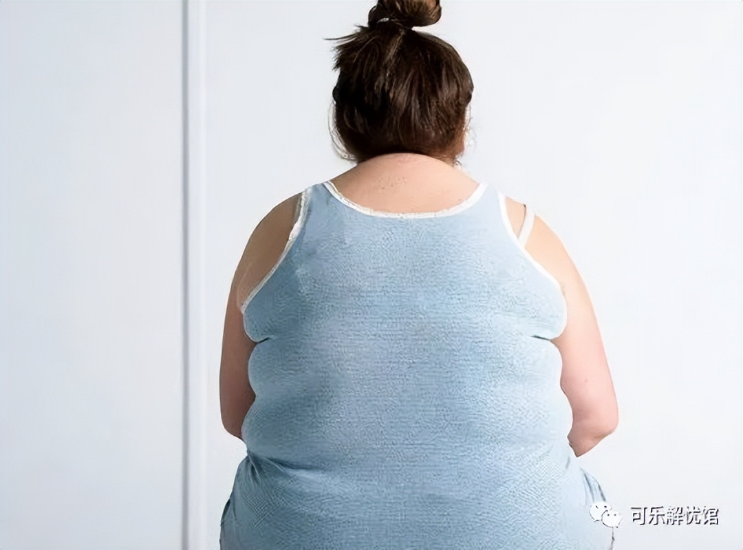 小腿外翻小腿粗壮不直怎么办,小腿外翻直腿教程