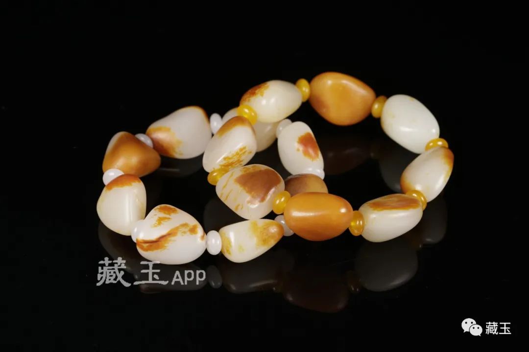 一条籽料圆珠手串价格,真的和田籽料手串值多少钱