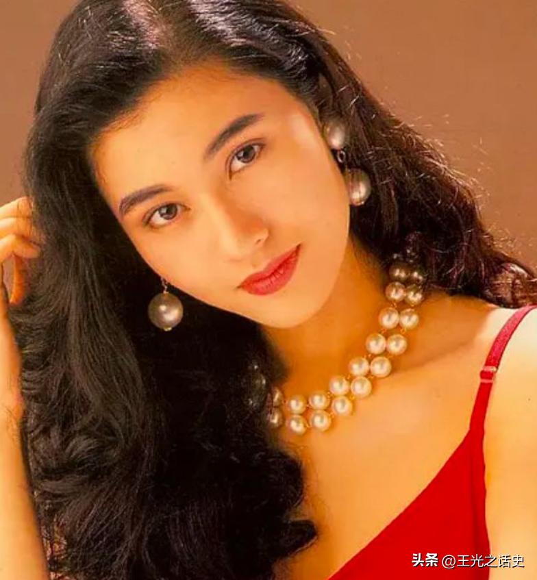 李嘉欣是汉族还是葡萄牙人,李嘉欣为什么是葡萄牙国籍