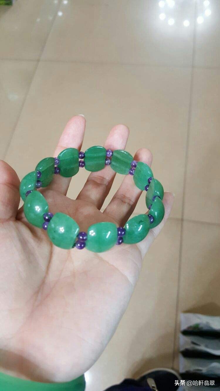 怒江的独龙玉戴着好吗,怒江独龙玉跟翡翠有什么区别