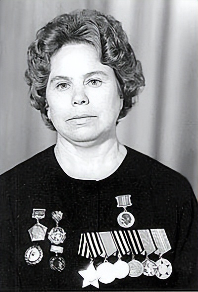 苏联女狙击手,二战时期女英雄老照片