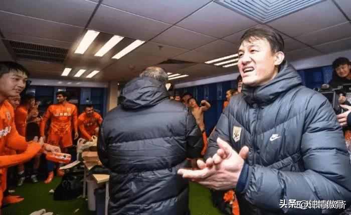 郝伟谈争议判罚,郝伟李玮锋假球