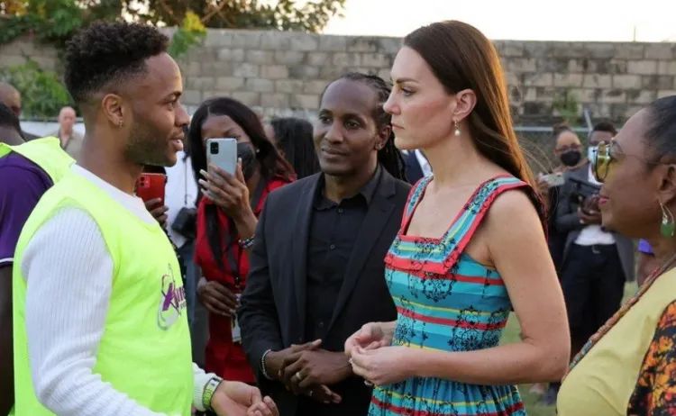 吐槽国足精彩片段,逗妹吐槽视频