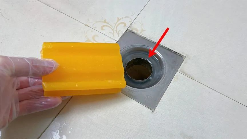 香皂能去除小飞虫吗,把香皂扔进马桶里