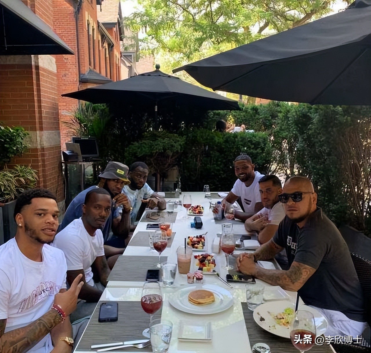 nba一支球队营收多少,nba一支球队工资最多不能超过多少