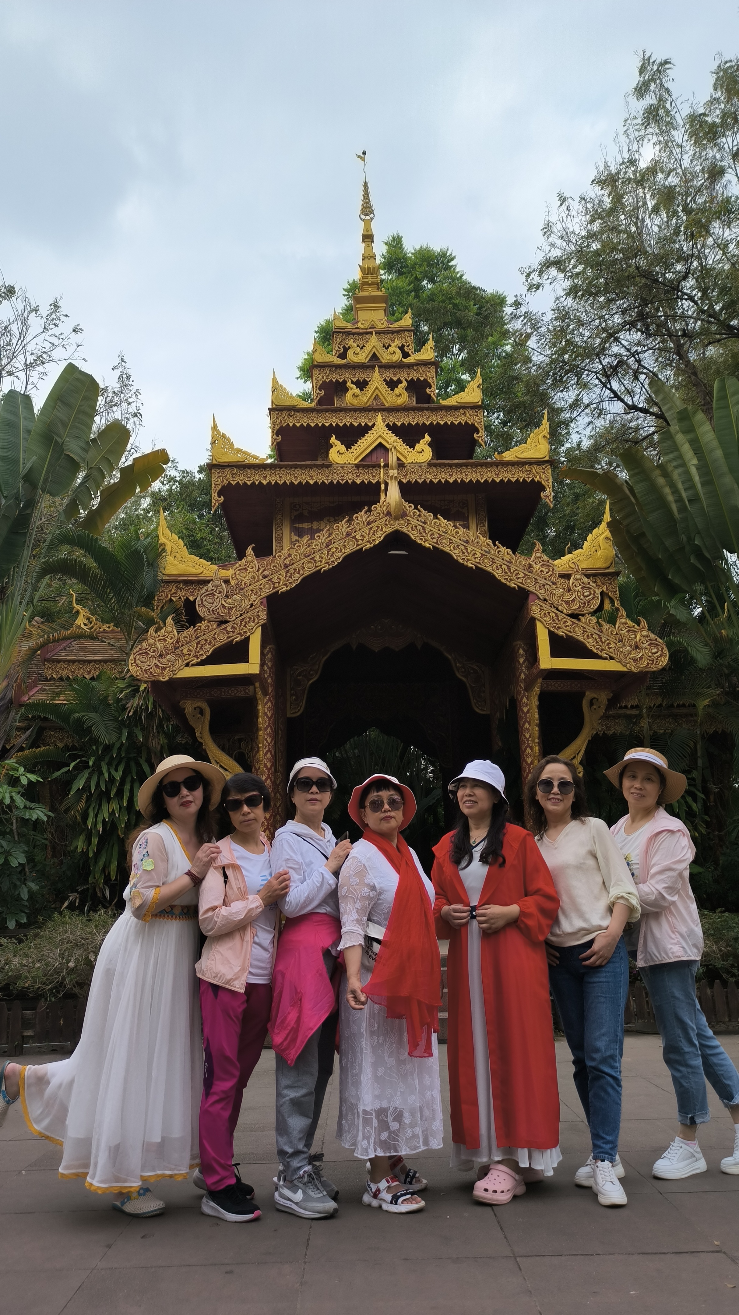 西双版纳曼听园攻略,云南西双版纳打卡曼听公园