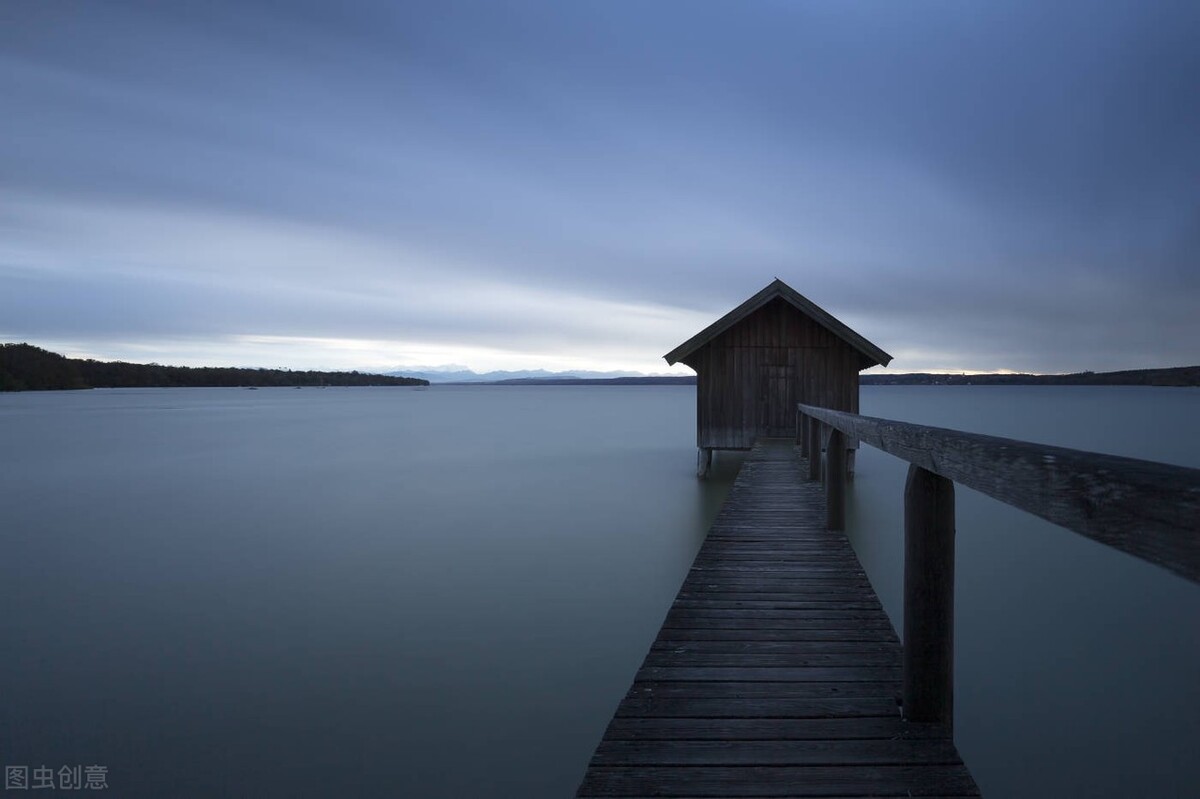 从红极一时到无人问津,从一夜爆红到无人问津鸿星尔克