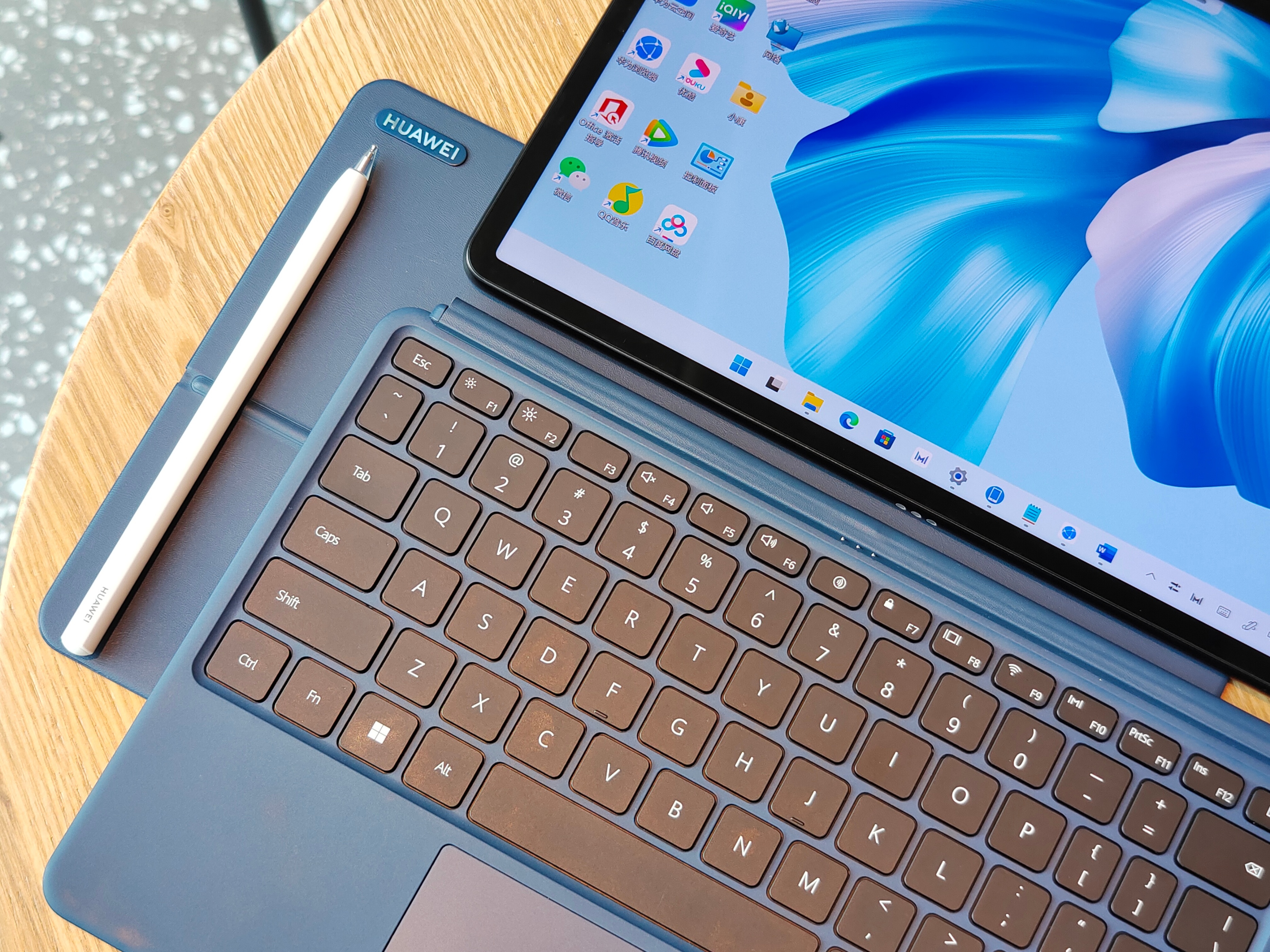 华为matebooke与matepadpro12.6,轻办公选华为matebooke还是ego