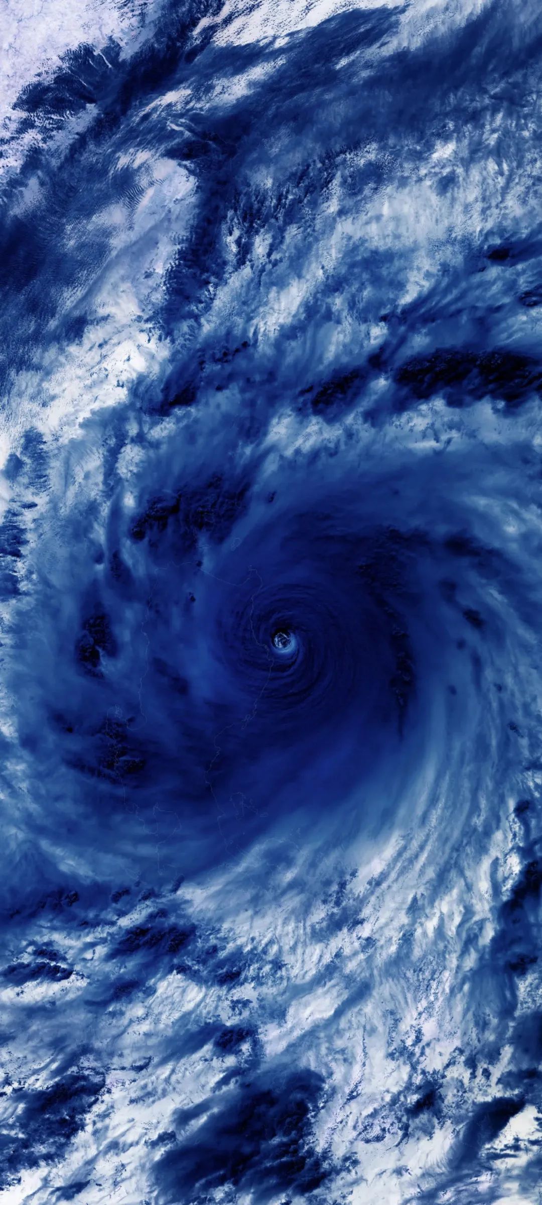 简单好看的水彩笔壁纸,好看清新的蓝色壁纸