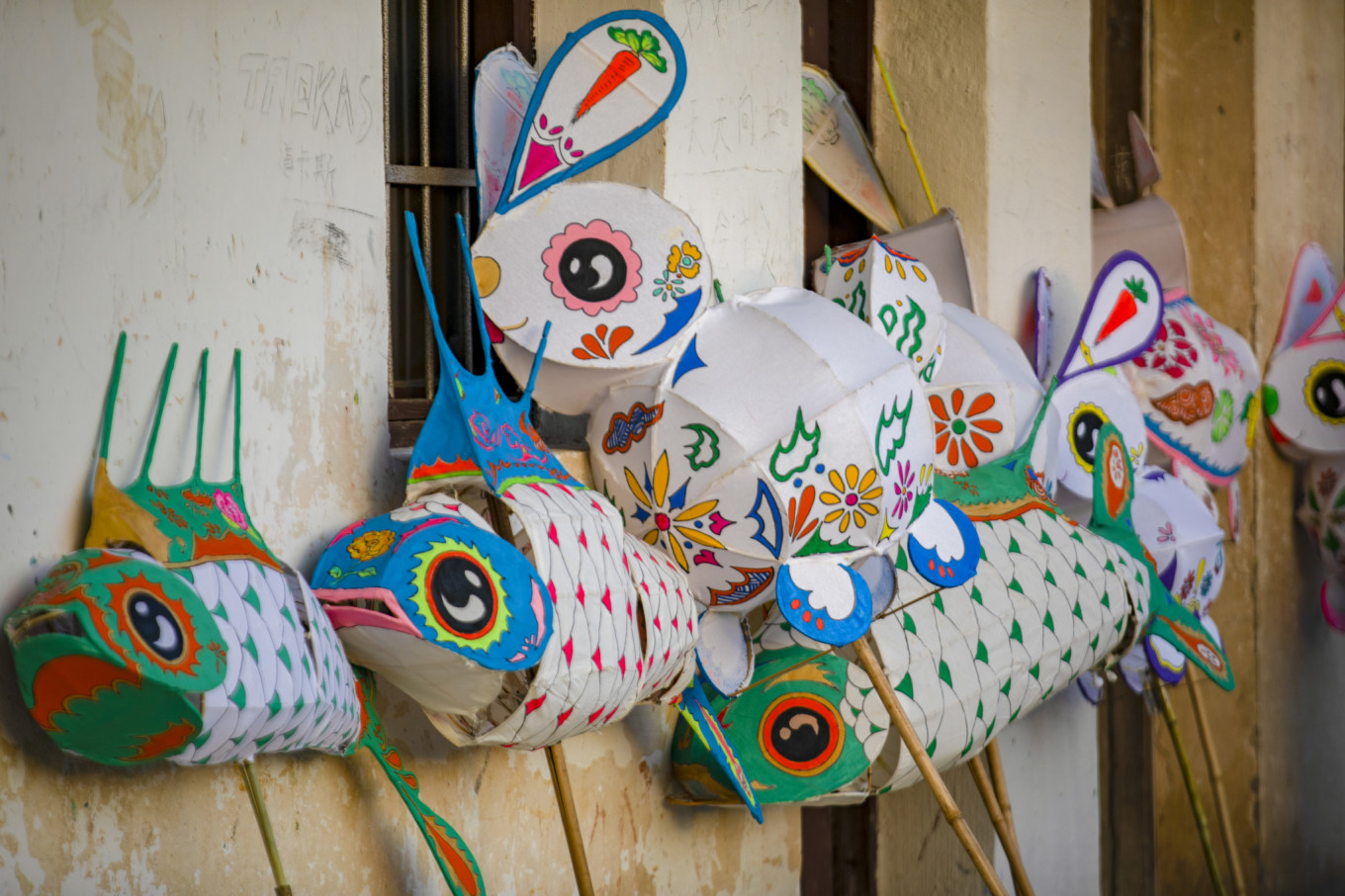 在宏村绘制花灯,安徽宏村夜晚花灯
