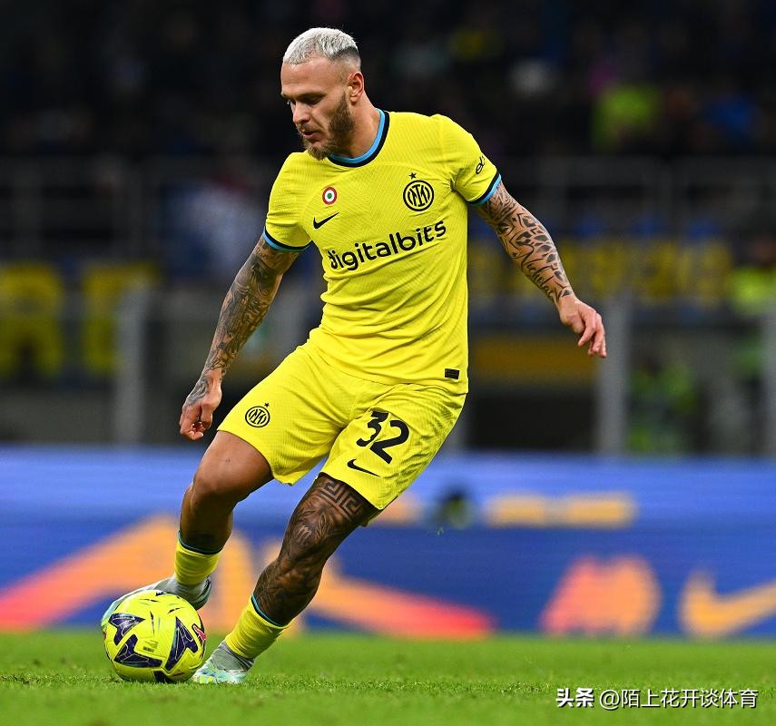 卢卡库被淘汰痛哭,卢卡库绝杀国米