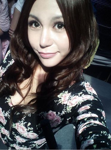 宁坐宝马哭不踏单车笑的女人,宁坐宝马哭也不愿坐单车笑的女孩