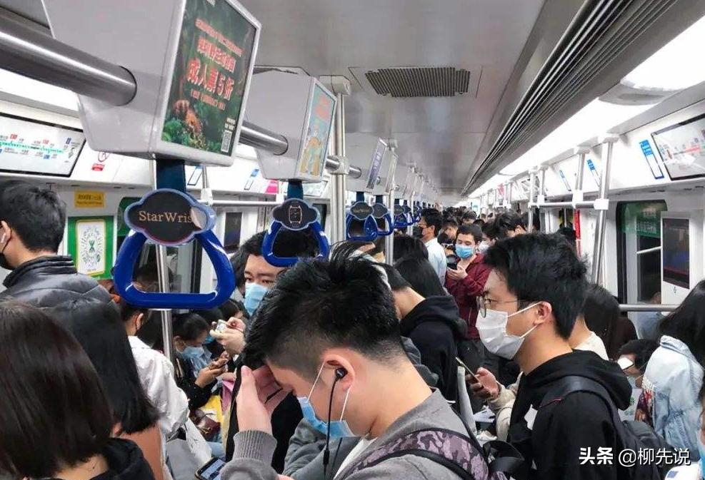 全国地铁客流量排名前十,全国地铁客运量排名2021长沙