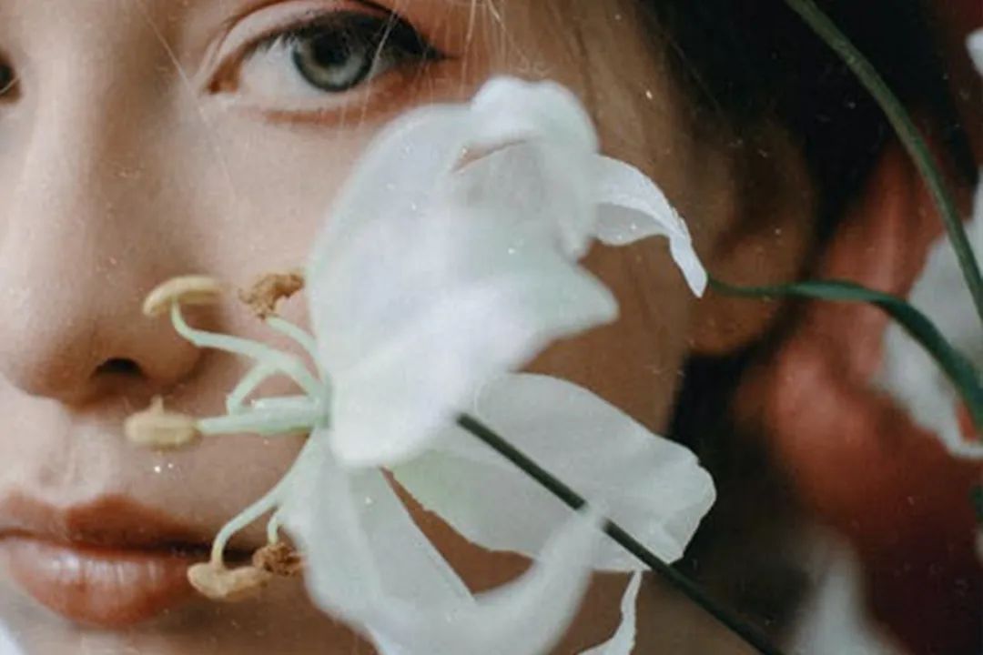 写给出轨的情人的话,写给想出轨女人的忠告