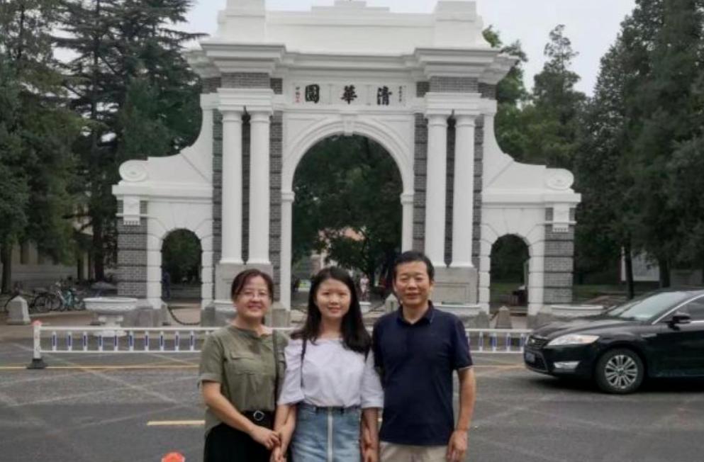 双耳失聪靠唇语考上清华博士,双耳失聪靠唇语考上清华女博士