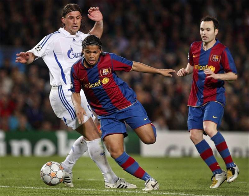 传说中的小罗接班人，却与梅西位置重叠，遭瓜帅清洗纯属咎由自取