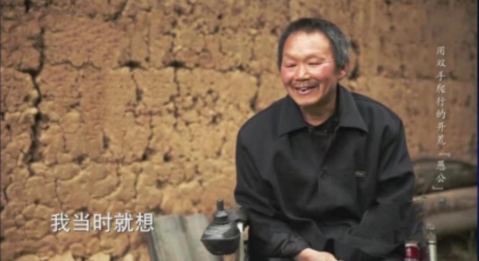 截瘫小伙坐轮椅徒步,59岁男子高位截瘫