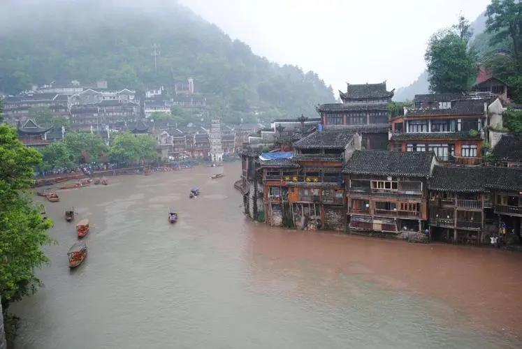 北京一座低调的王府300年,北京最后一个住人的王府