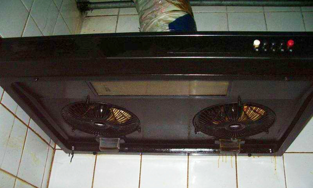 用口罩擦油烟机,如何利用口罩清洗油烟机