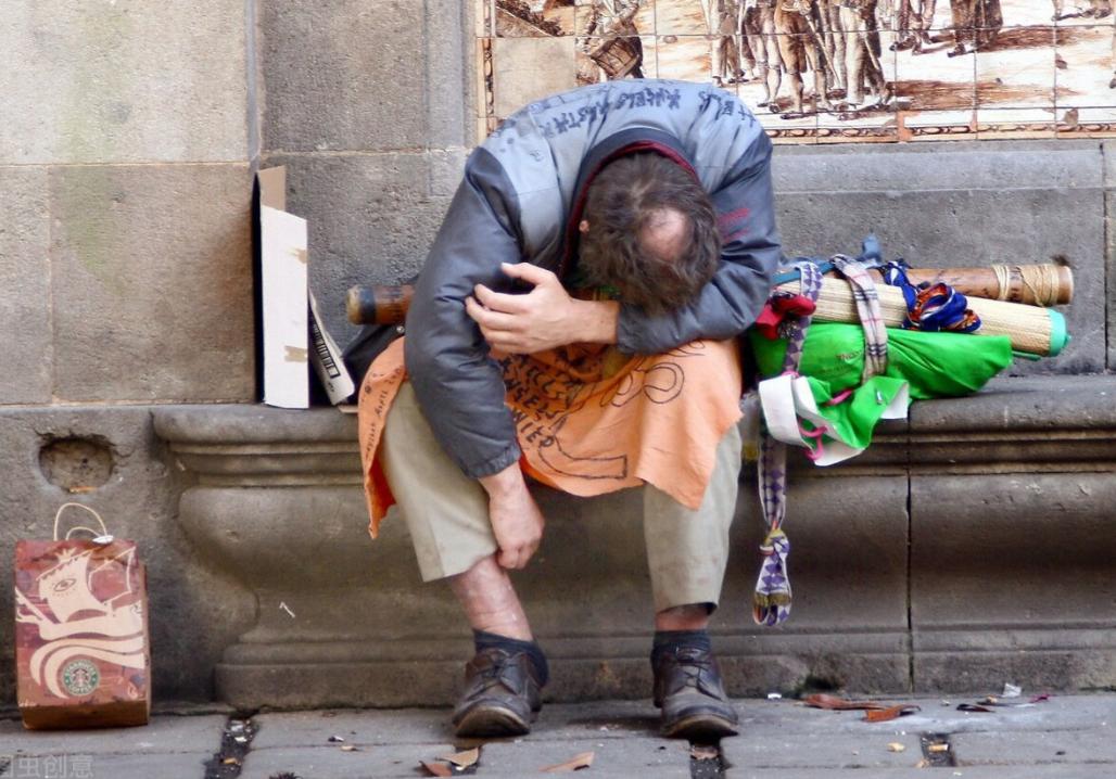 男逃犯被抓,男子杀害同乡逃亡二十多年