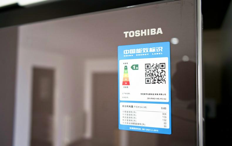 对开门冰箱与十字门冰箱哪个好,多门冰箱和十字对开门冰箱哪个好