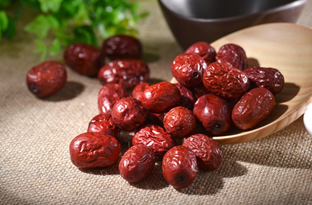 每天吃一片维生素c的好处与危害,每天吃一片维生素c会得结石吗