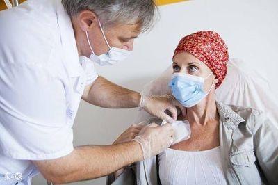 癌症病人脱发怎么安慰,化疗脱发护理的最常见方法