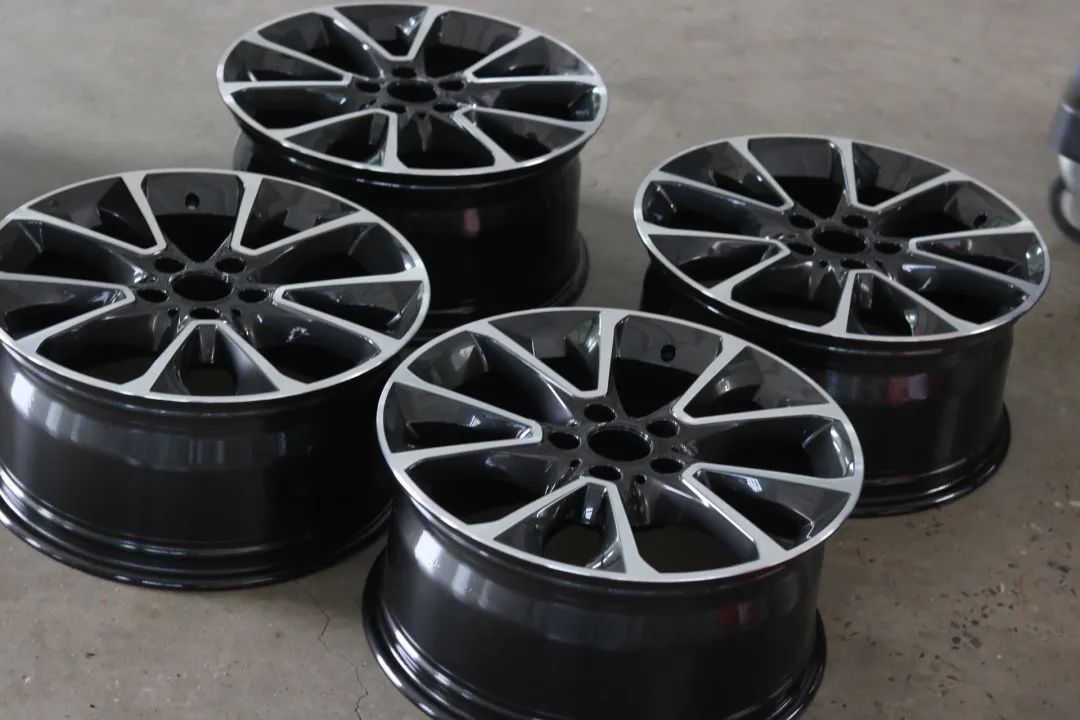 经典老车宝马x5翻新,宝马x5二手车整备翻新费用