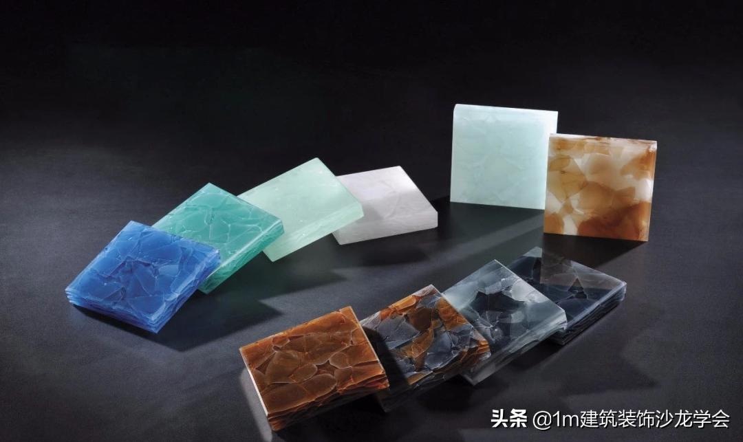 玻璃和玉石材质有什么区别,透光玉石玻璃是什么