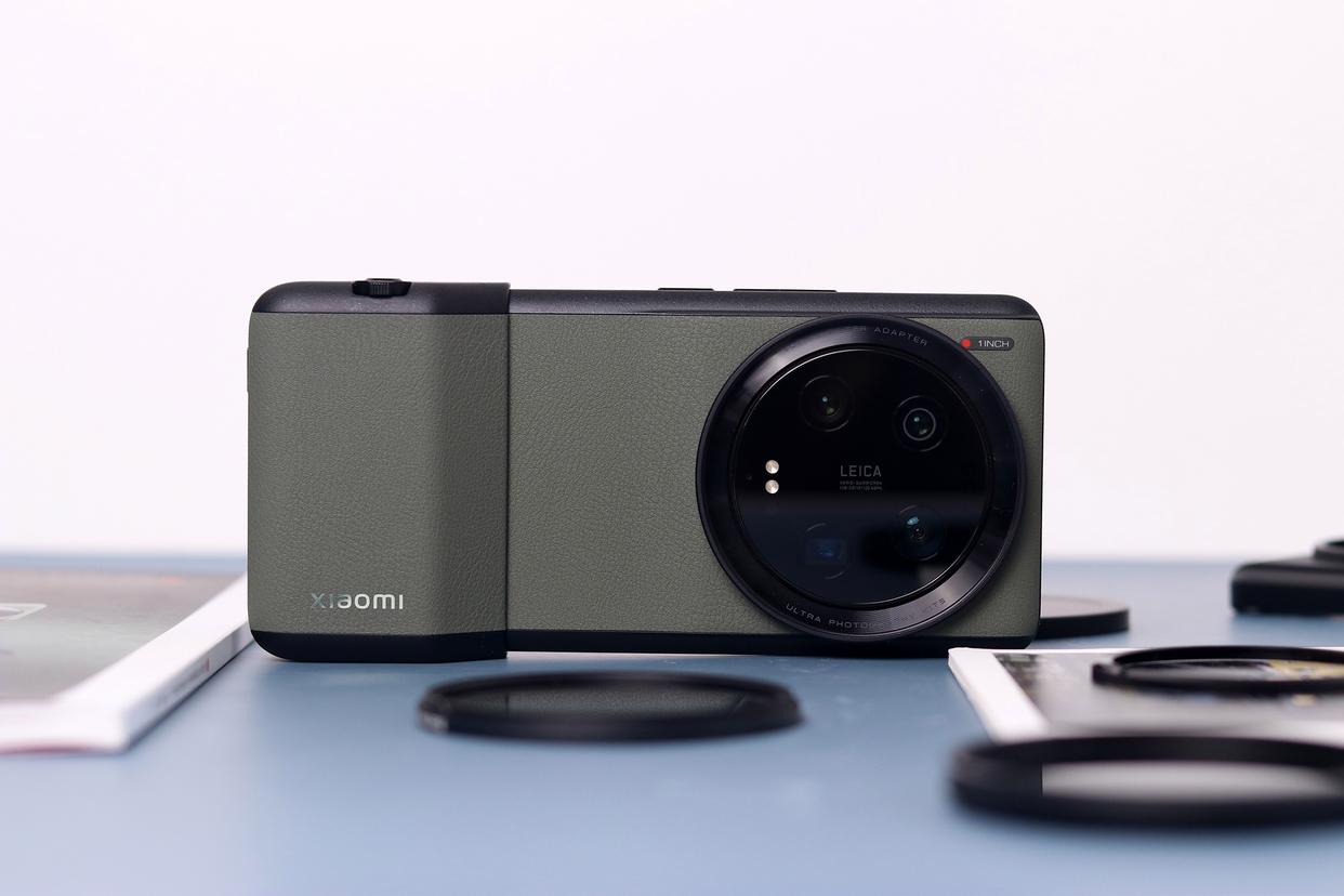 小米13ultra和三星s22ultra怎么选,小米13ultra和小米14promax哪个好