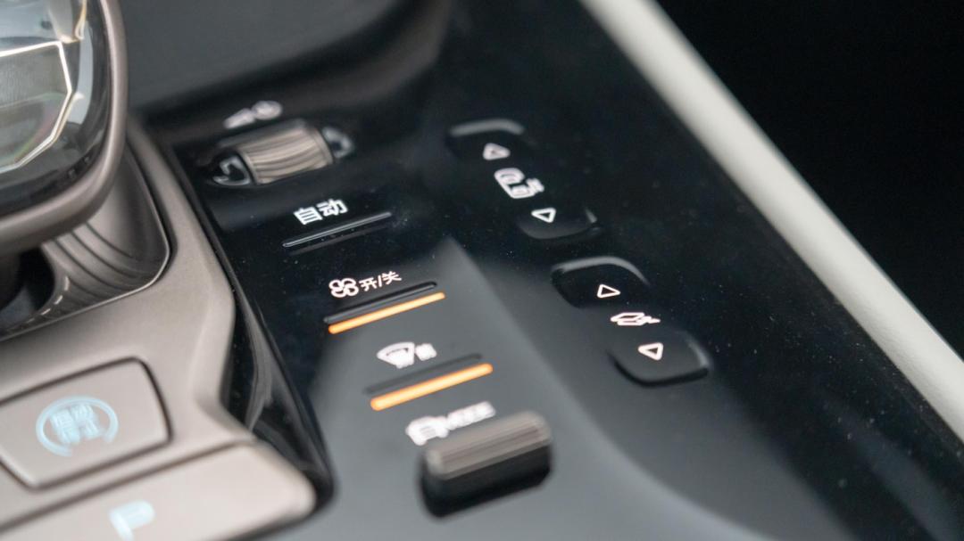 国产汽车比亚迪mpv腾势,国产mpv排行榜前十名腾势