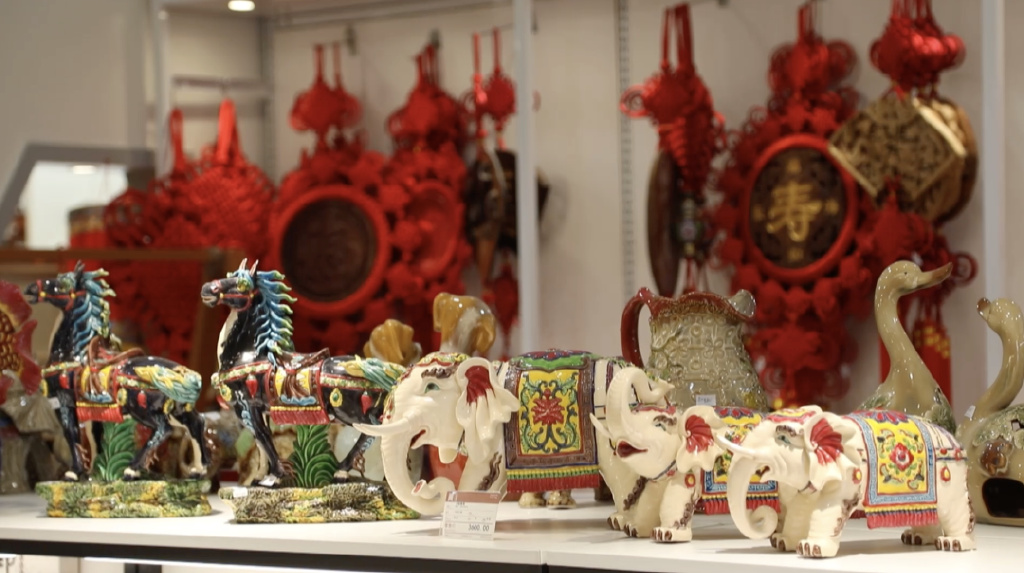 元宵逛夜市,逛元宵逛景点