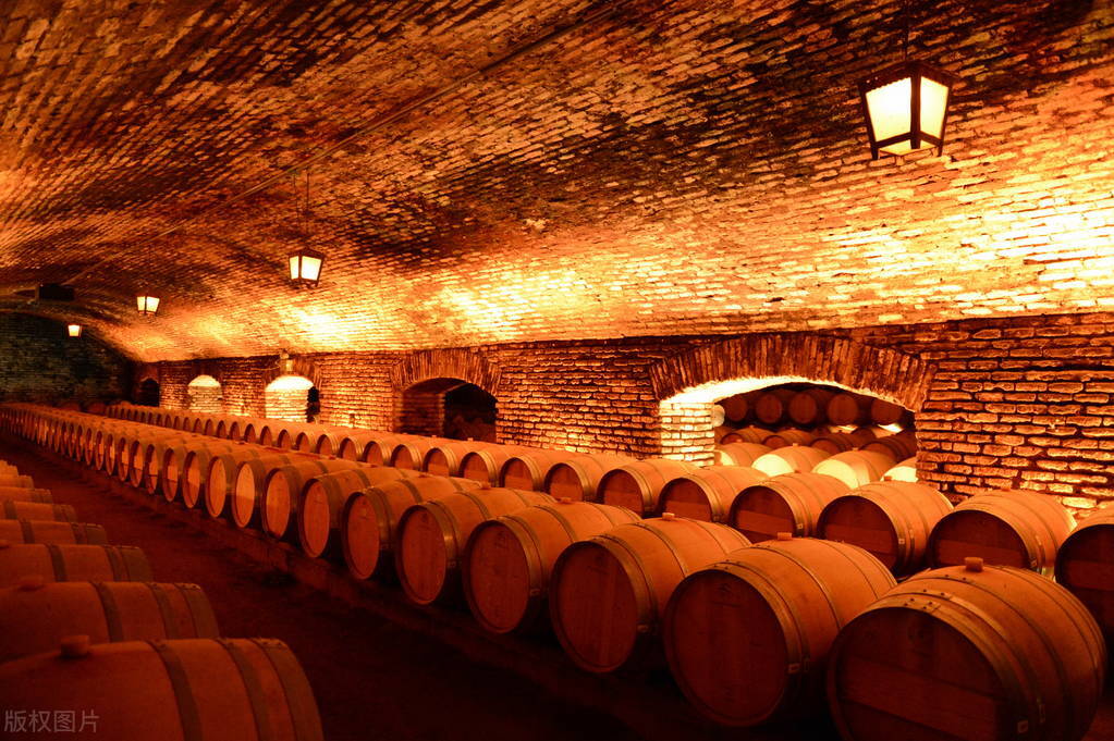 低成本红酒销售渠道有哪些,红酒批发进货渠道分析