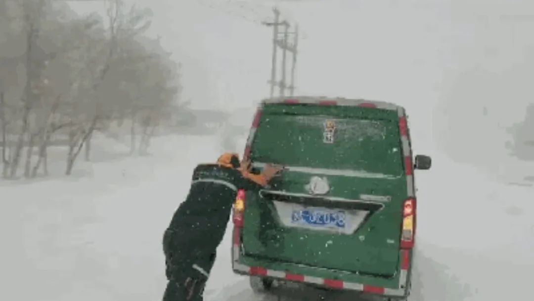 邮政工作繁忙的状态,在邮政上班一般做什么工作