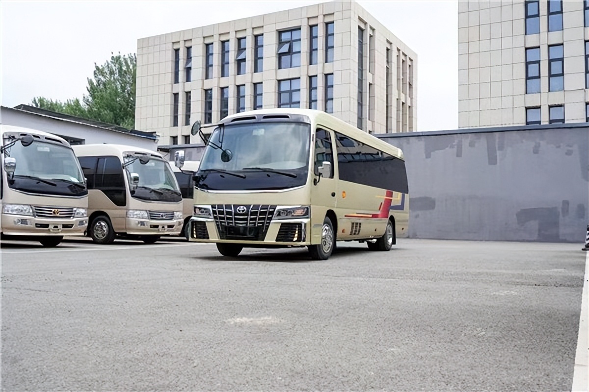 丰田考斯特6座商务车报价,丰田中巴车考斯特报价