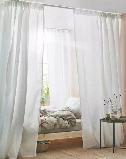 这4种窗帘既实用又美观你家有吗,窗帘是家居装饰不可或缺的一部分