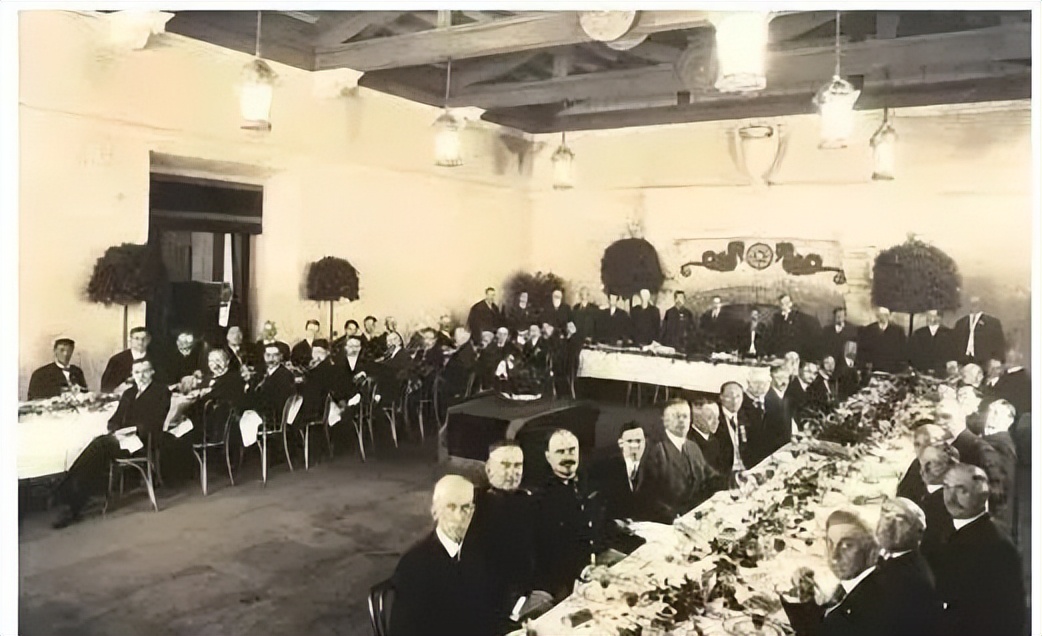 贵州茅台集团系列酒有哪些品牌,茅台白酒营销成功案例分享