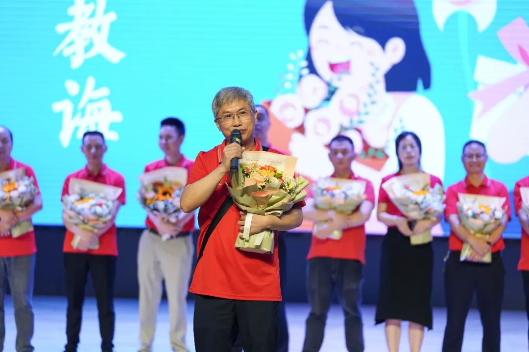 重庆市江北中学毕业典礼|情系江中青云万里