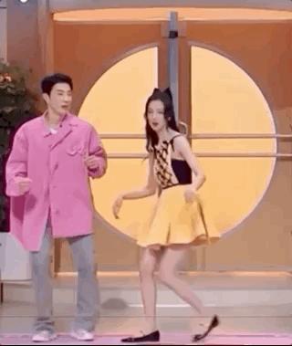 陆毅现场连线女儿贝儿,贝儿陆毅12岁照片