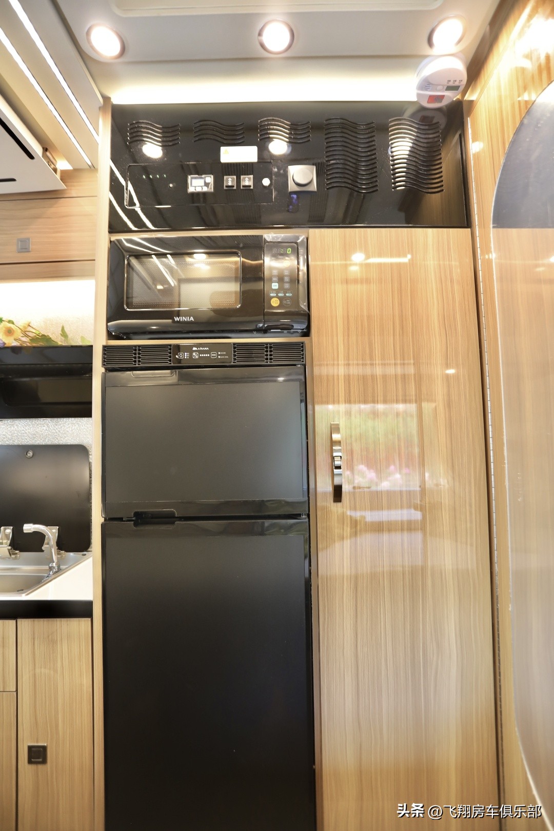 独立额头床房车,最巧妙设计的房车