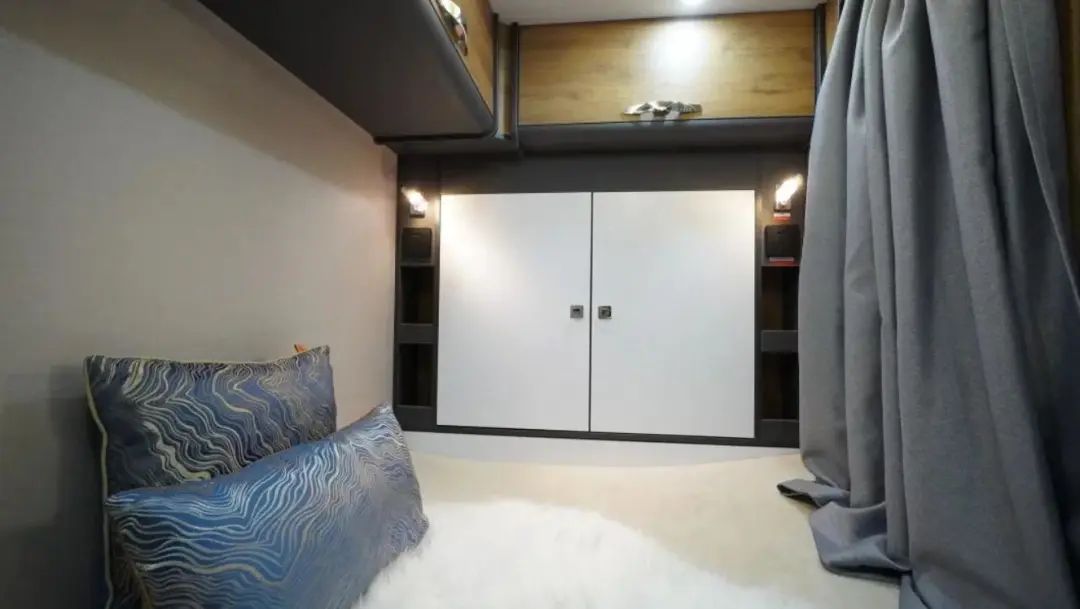 2020年上海房车展之轻卡房车,海角7号最新款双拓展房车