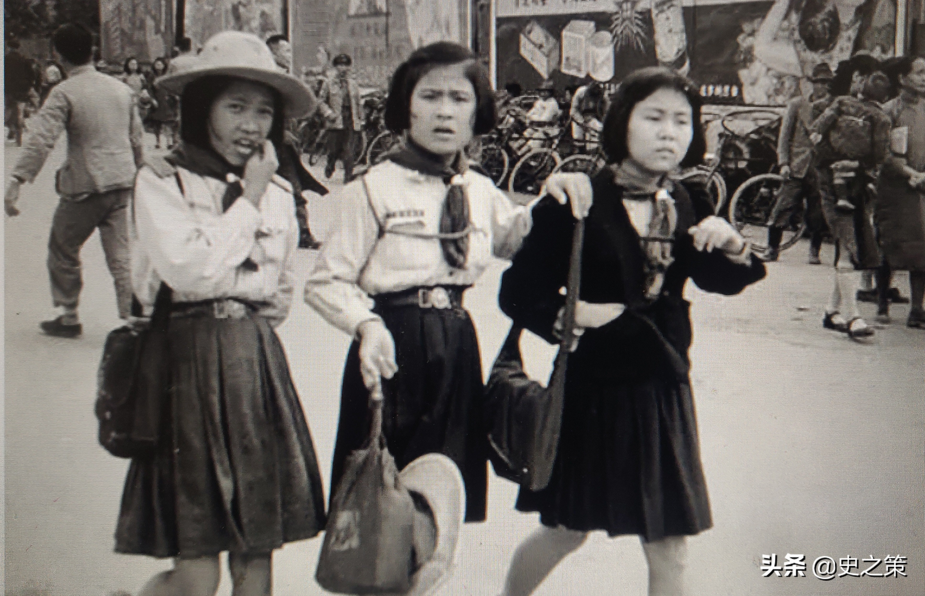 台湾老兵90年代探亲,92岁台湾老兵回重庆