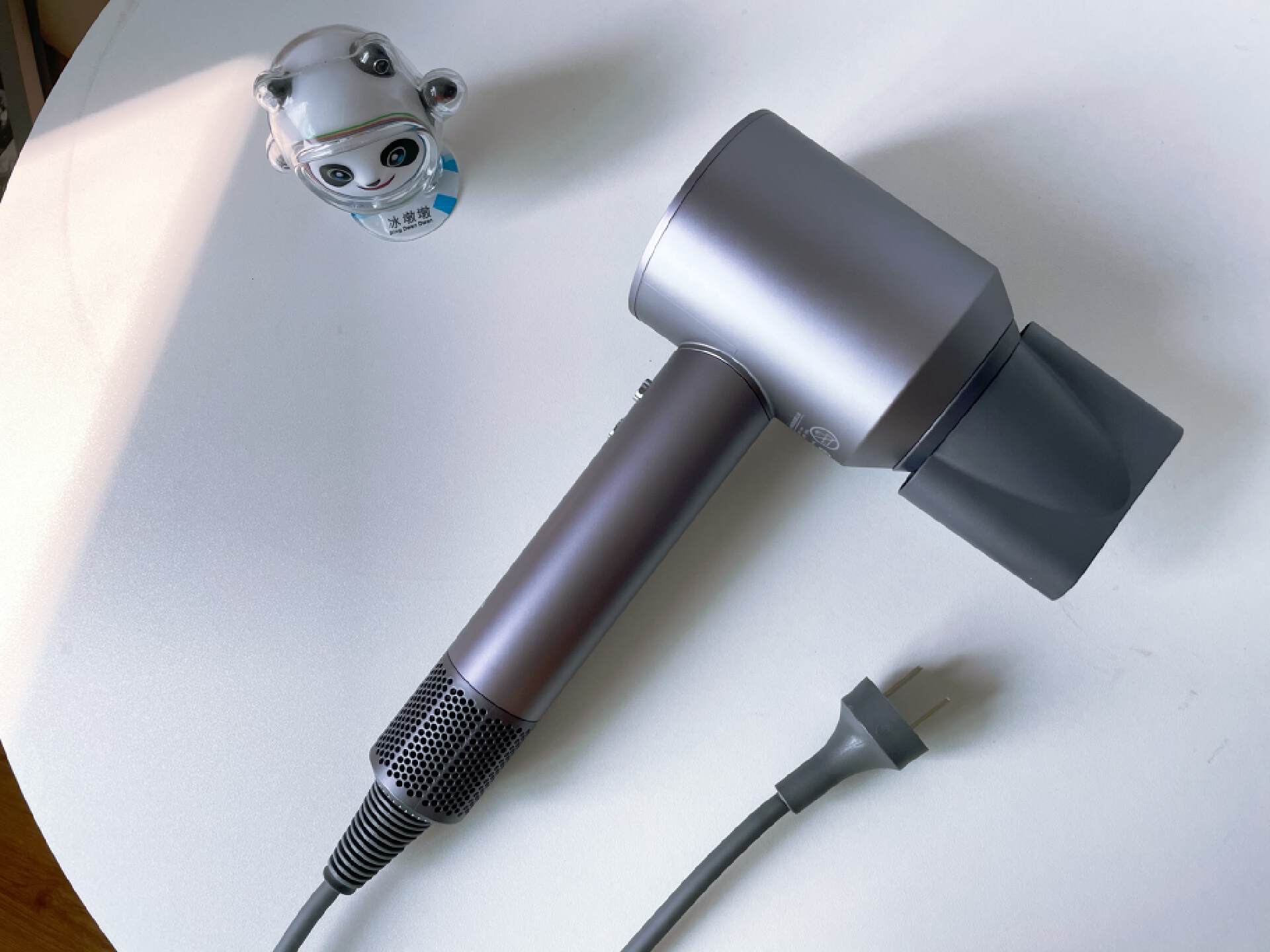 高速恒温护发吹风机,高速吹风机柔顺秀发