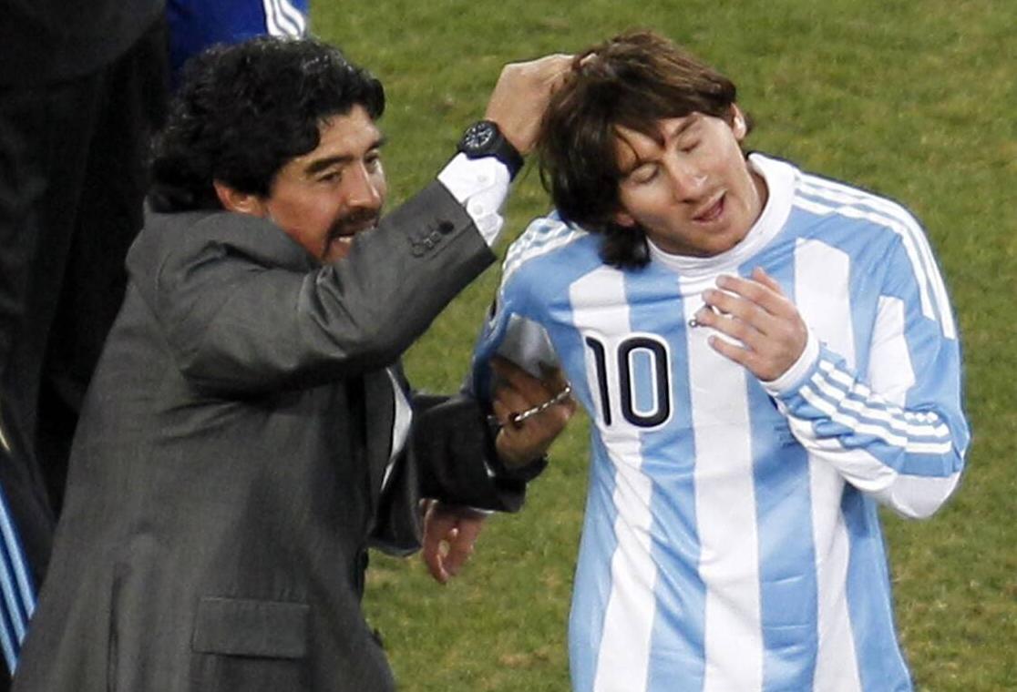 贝利和马拉多纳谁强,贝利和马拉多纳是同一时期的吗