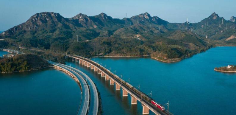 广东最适合旅游的六个地方,广东游山水的四个好地方