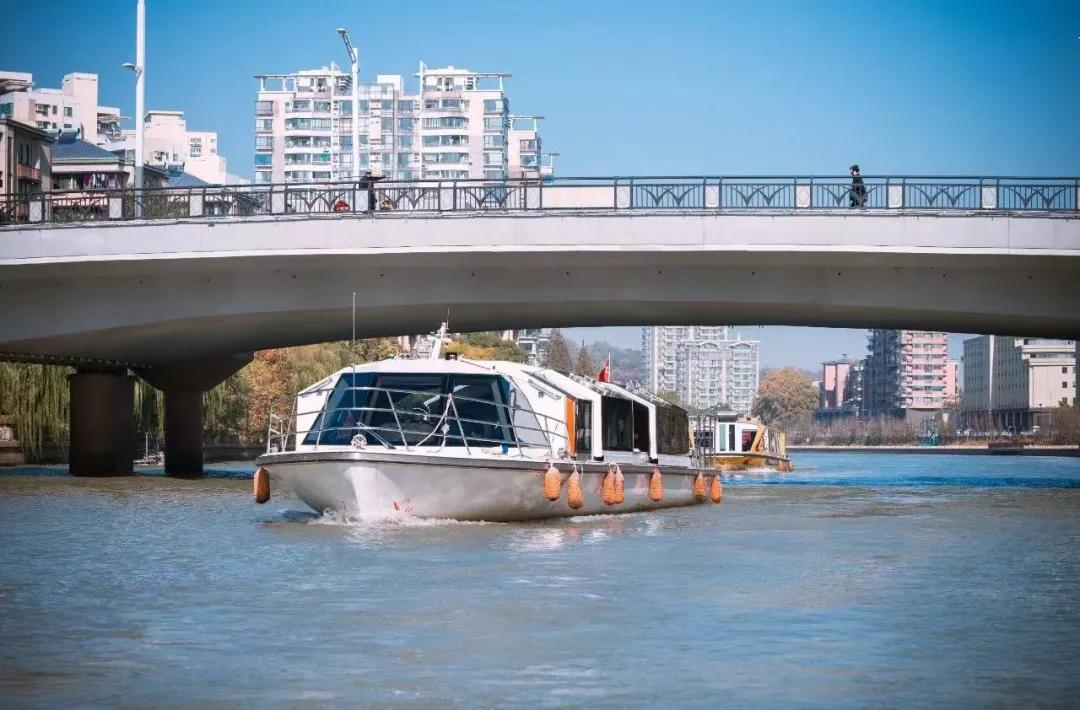 情人节微醺指南,情人节约会攻略看这一篇就够了